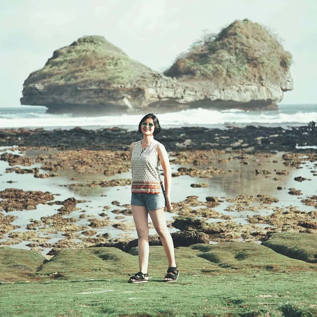 Pantai 3 Warna vs Pantai Malang Selatan Lainnya: Mana yang Cocok untuk Anda?