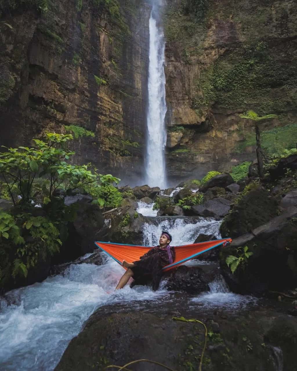 Air Terjun Kapas Biru